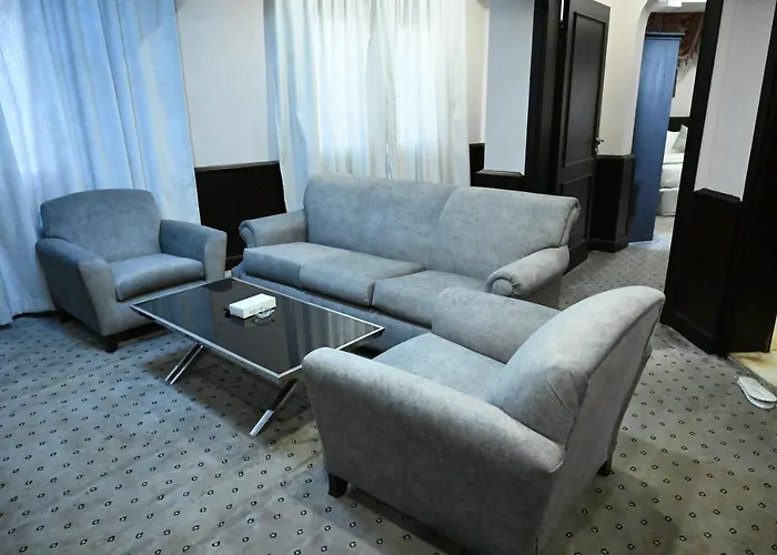 Al Dawhatin Furnished Units